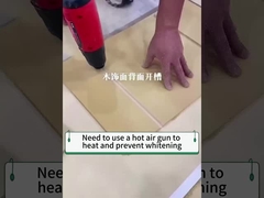 木材のフラニールパネルの溝と角の曲がり