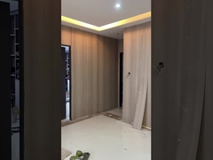 木材のファニヤを設置する